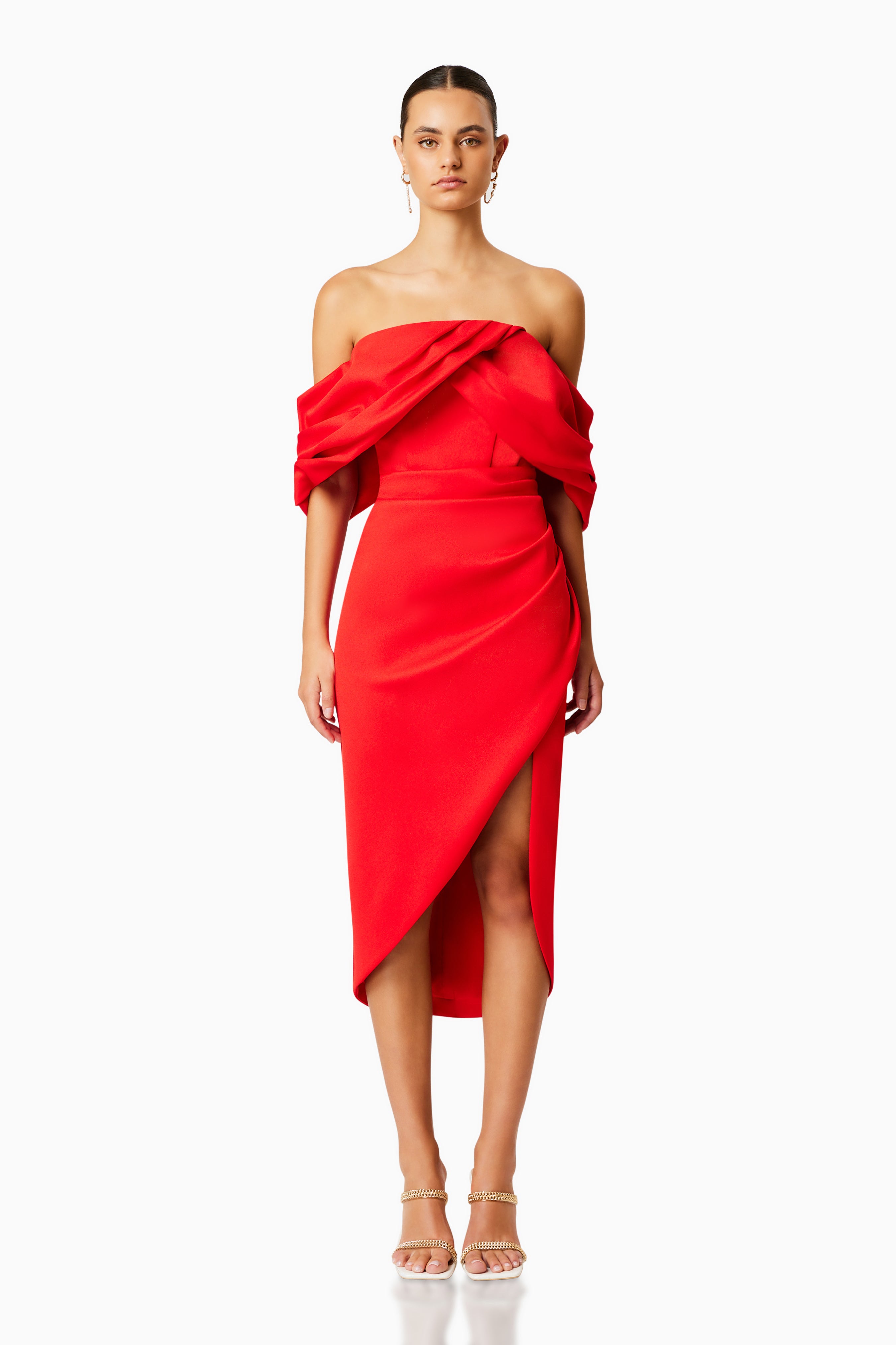 Elliatt March Off-Shoulder Midi Dress in Red