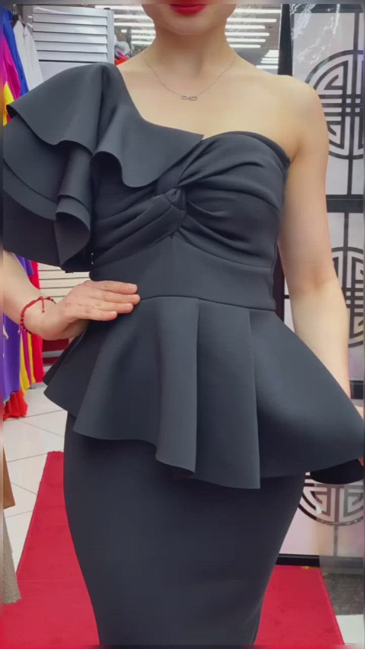 Jasmin Black One Shoulder Dress